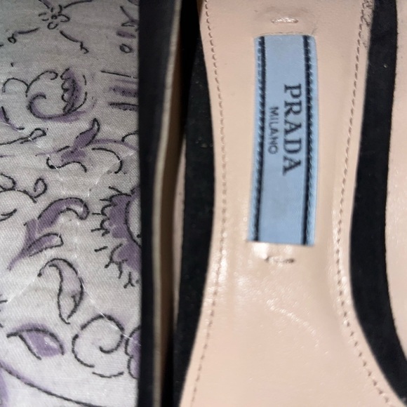 Prada Pumps - Picture 5 of 7